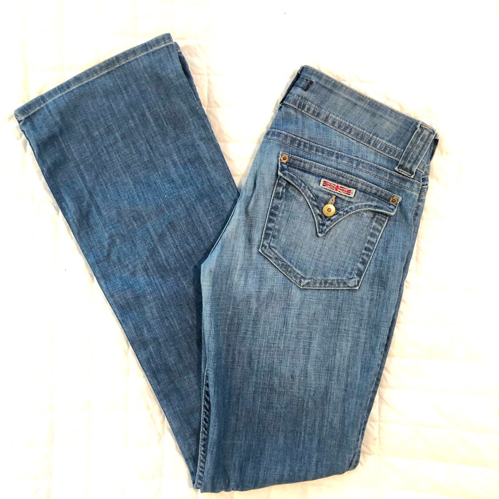 Hudson Low Rise Boot Cut Light Weight Size 29 Jean